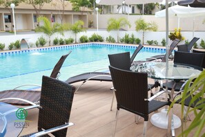 Poolbar