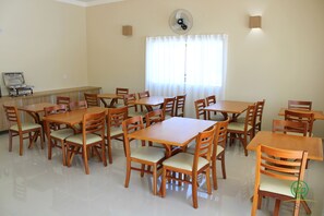 Desayuno buffet incluido todos los días