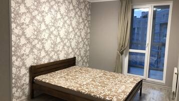 2 chambres, fer et planche à repasser, Wi-Fi, draps fournis