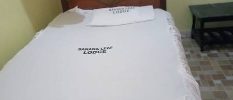 シングルルーム | デスク、アイロン / アイロン台、WiFi (無料)、ベッドシーツ