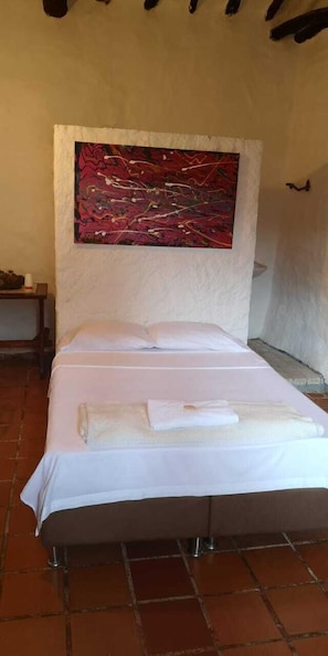 Free WiFi, bed sheets
