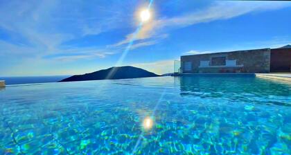 Horizon Blue Luxury 3bedroom Villa with stunning views