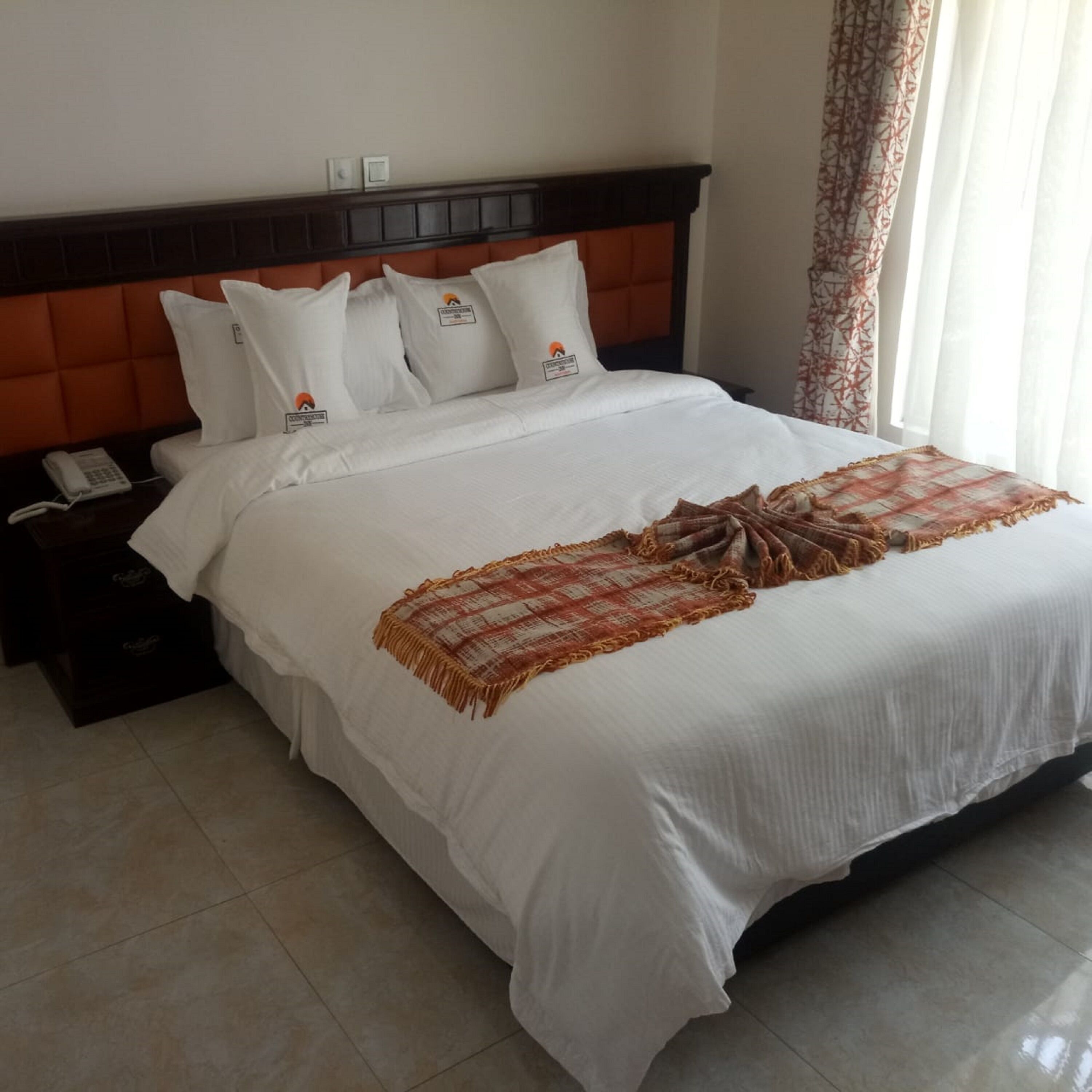 Desk, iron/ironing board, free WiFi, bed sheets
