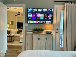 2 chambres, fer et planche à repasser, Wi-Fi gratuit, draps fournis