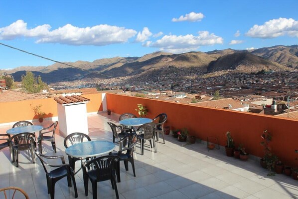 Outdoor dining - Habitacion Doble #3 (Cusco)