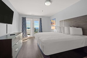 Ocean View 2 Bedroom Condo, Premier, King, - Sleeps 6 | Schreibtisch, Bügeleisen/Bügelbrett, kostenloses WLAN, Bettwäsche