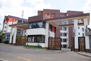Exterior - Richland Pointe -Blessed house (Kahawa South)