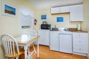 Estudio estándar, vista al patio | Cocina privada