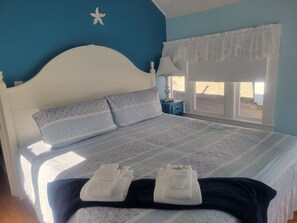 Standard-Vierbettzimmer, mit Bad (Cottage 02)