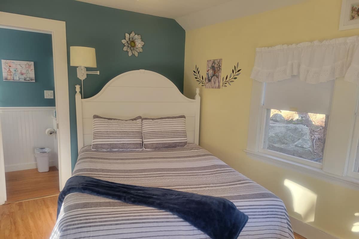 Habitación individual clásica, vista a la alberca | Wifi gratis