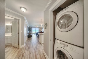 Condo, 3 Bedrooms | Laundry