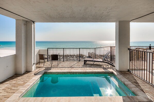 Appartement Duplex, plusieurs lits | Piscine