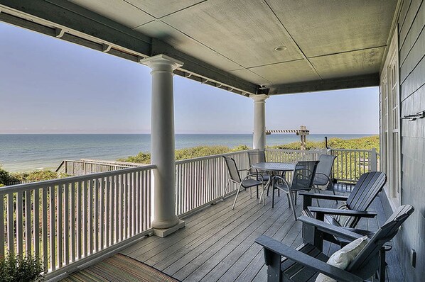 Talo, 5 makuuhuonetta | Parveke