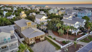 House, 5 Bedrooms | Property grounds - Out of the Blue by Five Star Properties (Destin)