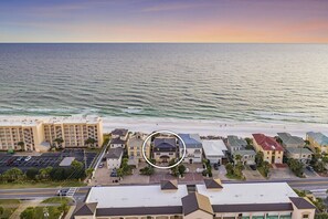 Exterior - Beach Funatics by Five Star Properties (Miramar Beach)