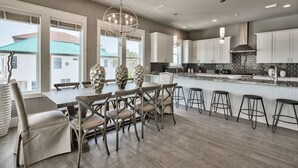 Interior - Luna Sol by Five Star Properties (Destin)