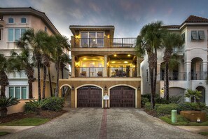 House, 3 Bedrooms | Exterior