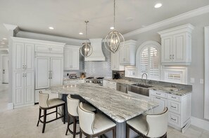 House, Multiple Beds | Private kitchen