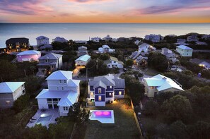 House, 5 Bedrooms | Exterior