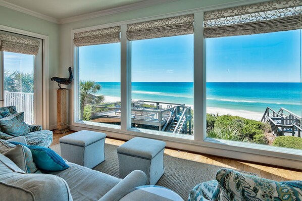 House, Multiple Beds | Living room | Flat-screen TV - Hakuna Matata by Five Star Properties (Panama City Beach)