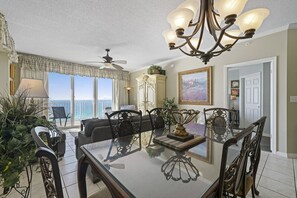 Condo, 3 Bedrooms | Private kitchen