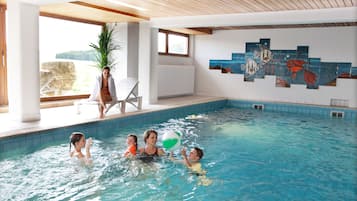 Una piscina techada