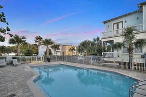 House, 4 Bedrooms | Pool | Outdoor pool