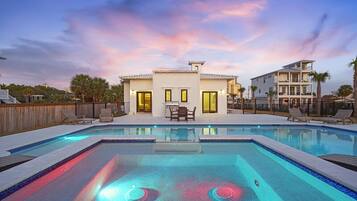 House, 6 Bedrooms | 6 bedrooms, individually decorated, individually furnished, bed sheets