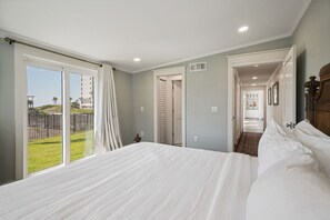 House, 6 Bedrooms