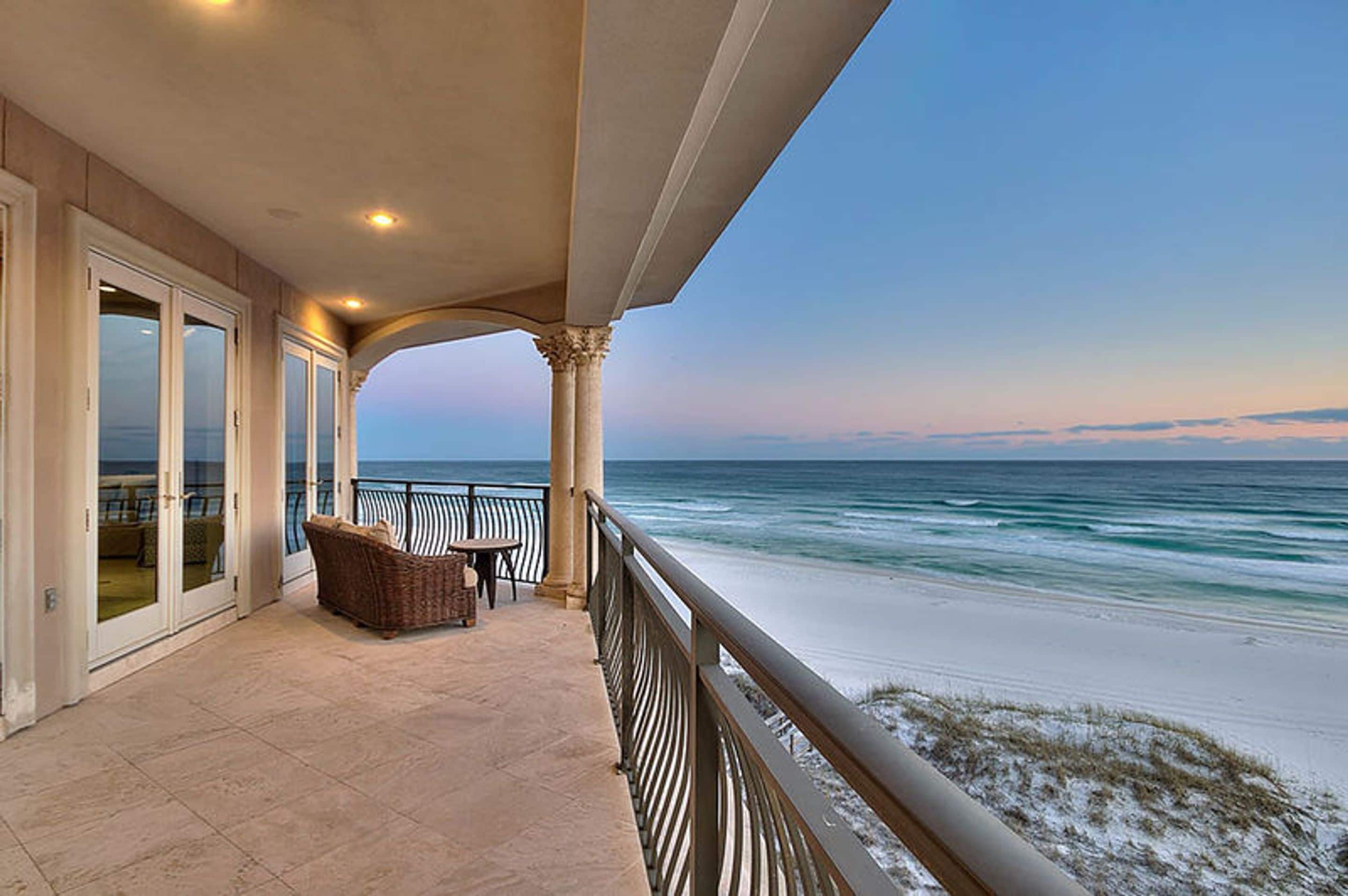 Rumah, Beberapa Tempat Tidur | Balkon