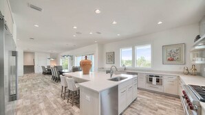 Rumah, Beberapa Tempat Tidur | Dapur pribadi | Microwave