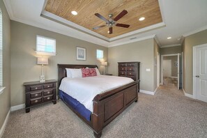House, 5 Bedrooms | 5 bedrooms, individually decorated, individually furnished, bed sheets