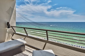 Appart'hĂŽtel, 3 chambres | Balcon