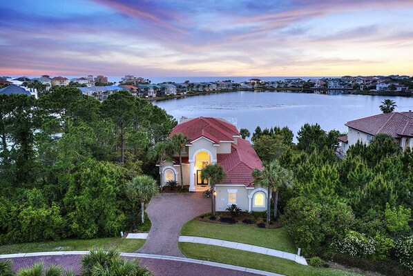 Huis, 5 slaapkamers | Exterieur