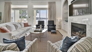 Casa, 5 camere da letto | Soggiorno | TV a schermo piatto, caminetto