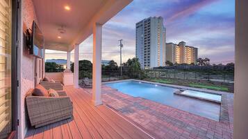 House, 6 Bedrooms | Pool | Outdoor pool