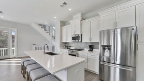 House, 6 Bedrooms | Private kitchen - Aria Del Mare by Five Star Properties (Miramar Beach)