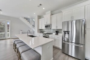 Ferienhaus, 6 Schlafzimmer | Eigene Küche | Mikrowelle, Geschirrspüler, Wasserkocher mit Kaffee-/Teezubehör, Toaster