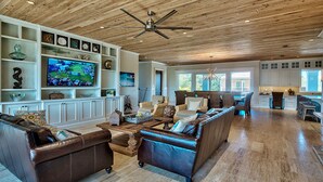 House, Multiple Beds | Living room