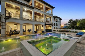 Pool - Sunreal by Five Star Properties (Destin)