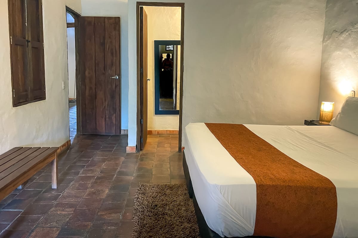 Habitación triple junior | Ropa de cama de alta calidad, camas con pillow-top y wifi gratis