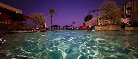 Outdoor pool, a heated pool