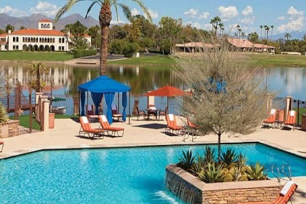 Enjoy full access to the Resort Restaurant, Bar, & Heated Pool