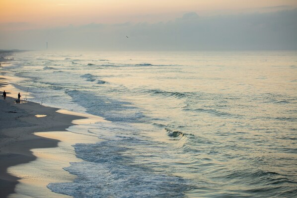 Private beach, white sand, sun loungers, kayaking - Navarre Beach Camping Resort (Navarre)