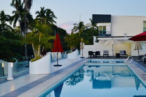 Outdoor pool - Your Apartment in Nuevo Vallarta (Nuevo vallarta)