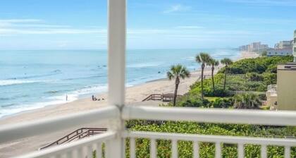 Breathtaking Views from this 5th floor Ocean Front Condo