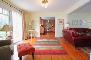 TV, DVD player - 4 Bedroom Home with Private Back Yard 230 Feet to Commercial St! (2176) (Provincetown)