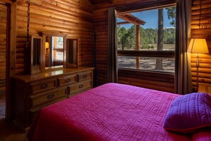 Family Cabin | Premium bedding, down comforters, pillowtop beds, in-room safe - Molinillos Mountain Resort (Durango)