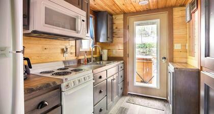 Blue Heron Treehouse - Private Hot Tub