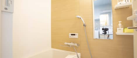 Departamento | Baño | Tina y regadera independientes y tina profunda
